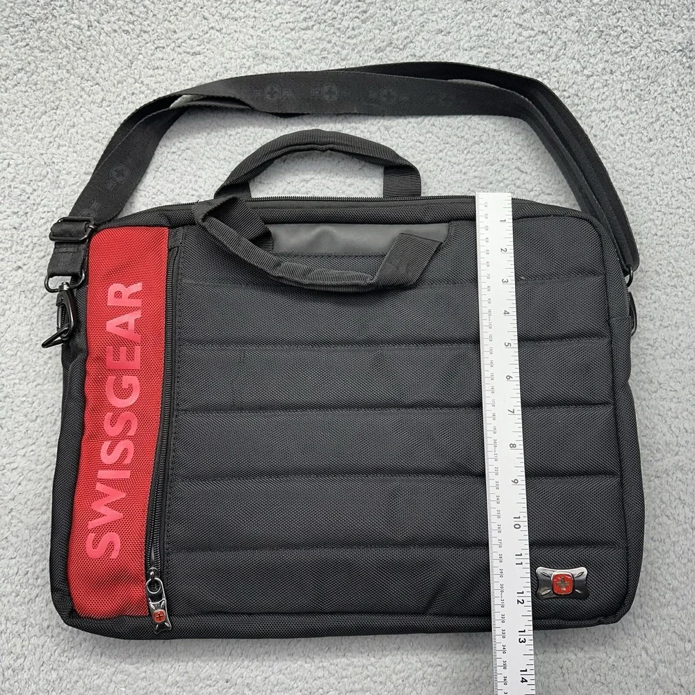 SwissGear By Wenger GA-7404-02F00 The Anthem Black/Red 17